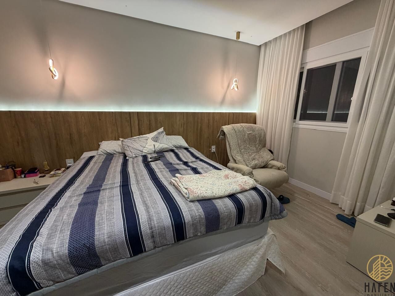 Casa, 4 quartos, 257 m² - Foto 9