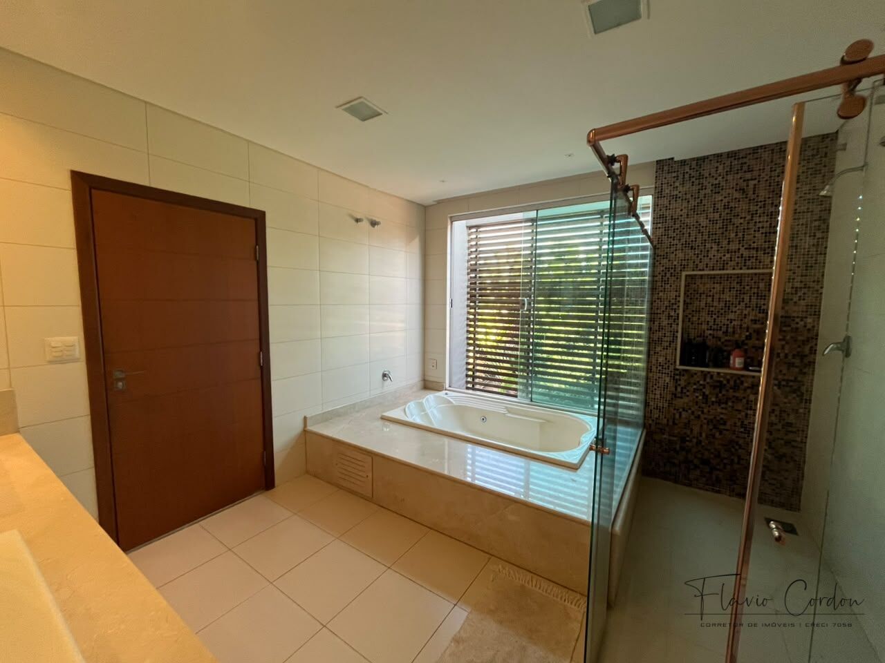 Sobrado, 3 quartos, 324 m² - Foto 26