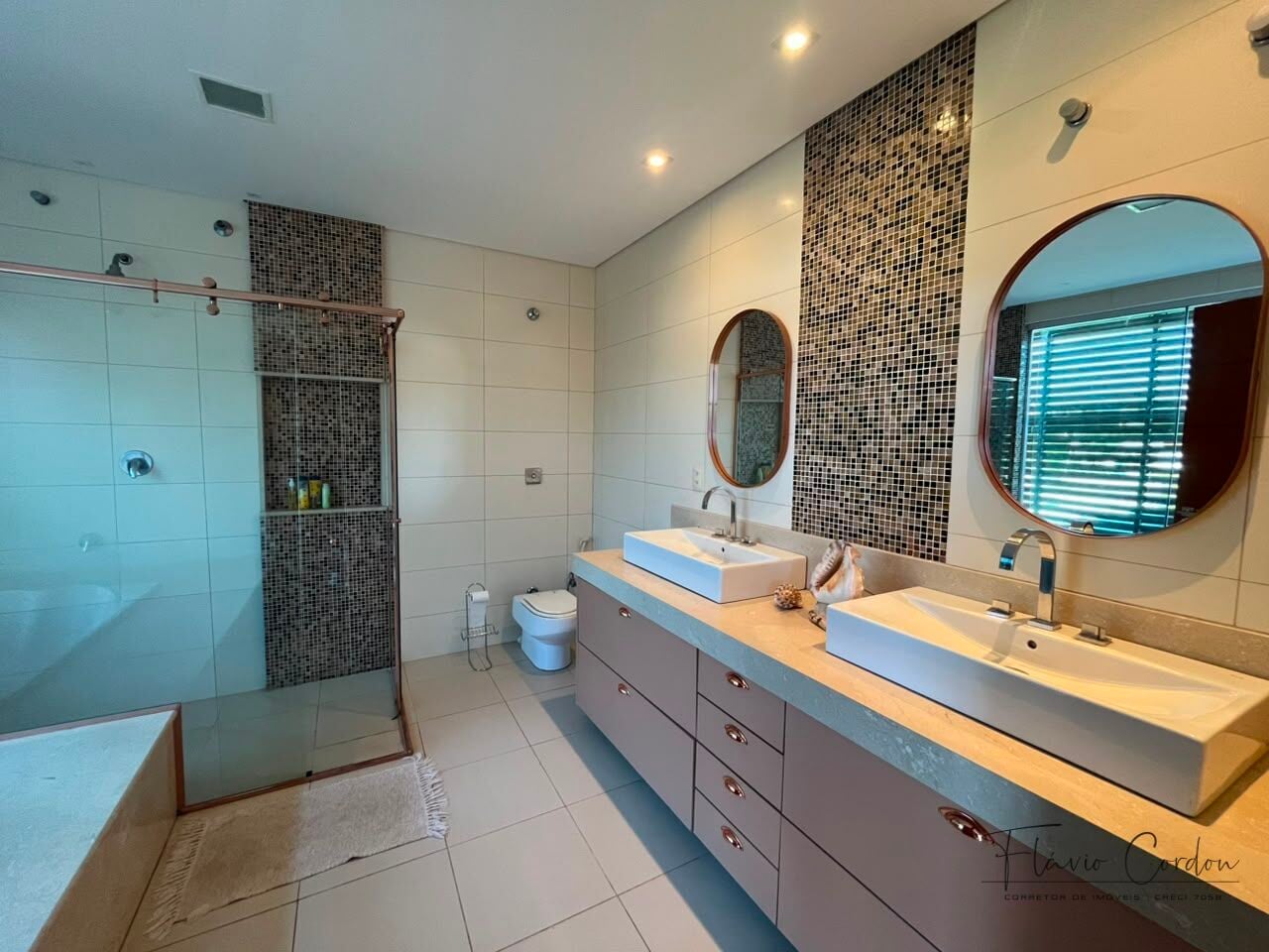 Sobrado, 3 quartos, 324 m² - Foto 25