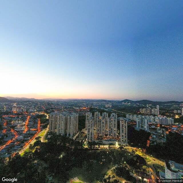 Imagem estática do "Street View" da localização