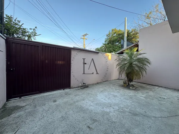 Sobrado à venda no bairro Jardim do Vale em Guaratinguetá/SP