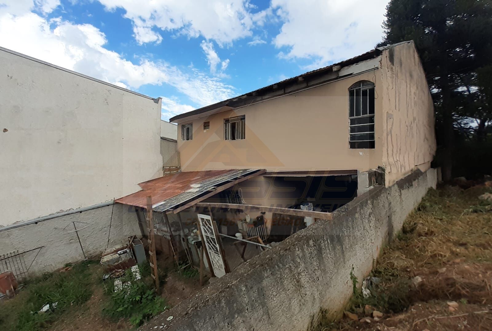 Casa à venda com 3 quartos, 2 banheiros, 2 vagas e 150m² no Boqueirão, Curitiba (PR) — foto 5 de 8