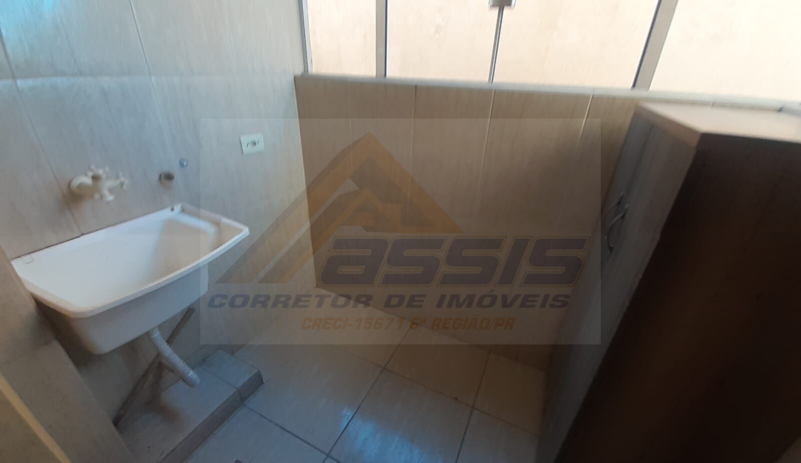 Apartamento à venda com 3 quartos, 1 banheiro, 1 vaga e 60m² no Jardim Guaraituba, Colombo (PR) — foto 17 de 18