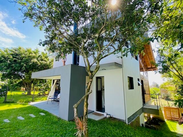 Casa nova com piscina e loft em Praia do Rosa, Imbituba – foto 2