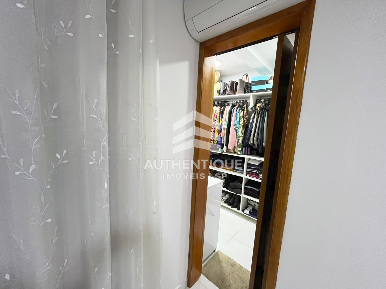 Casa, 3 quartos, 237 m² - Foto 44