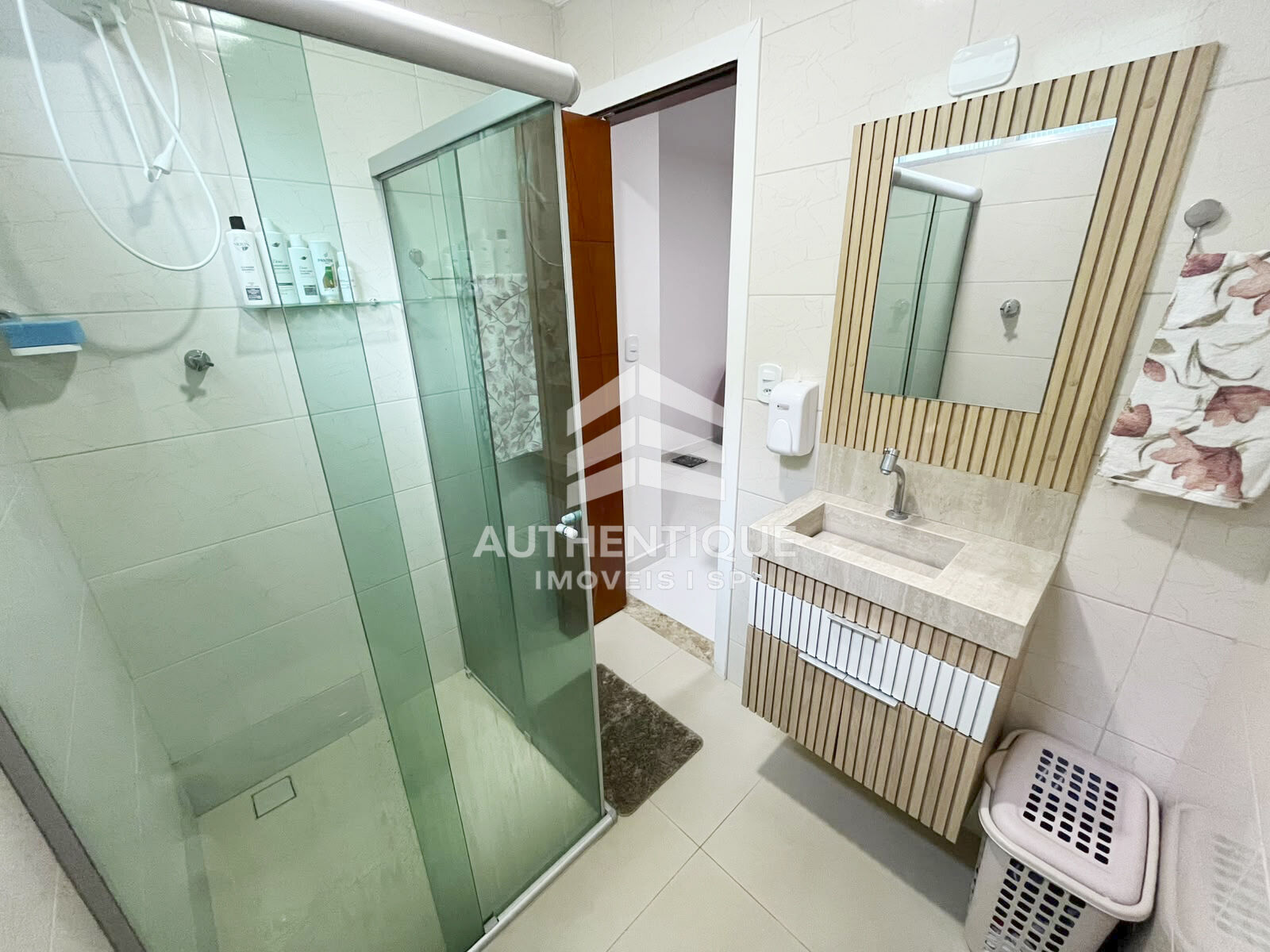 Casa, 3 quartos, 237 m² - Foto 30