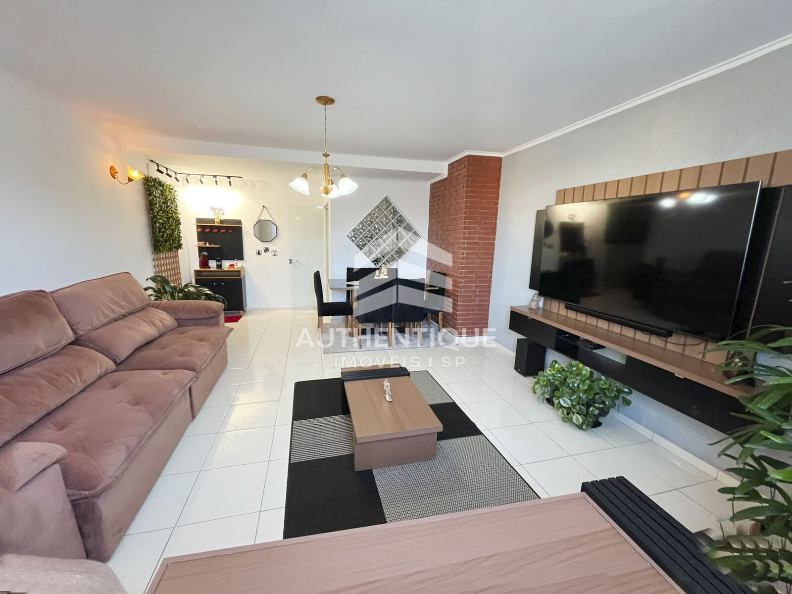 Casa, 3 quartos, 237 m² - Foto 2