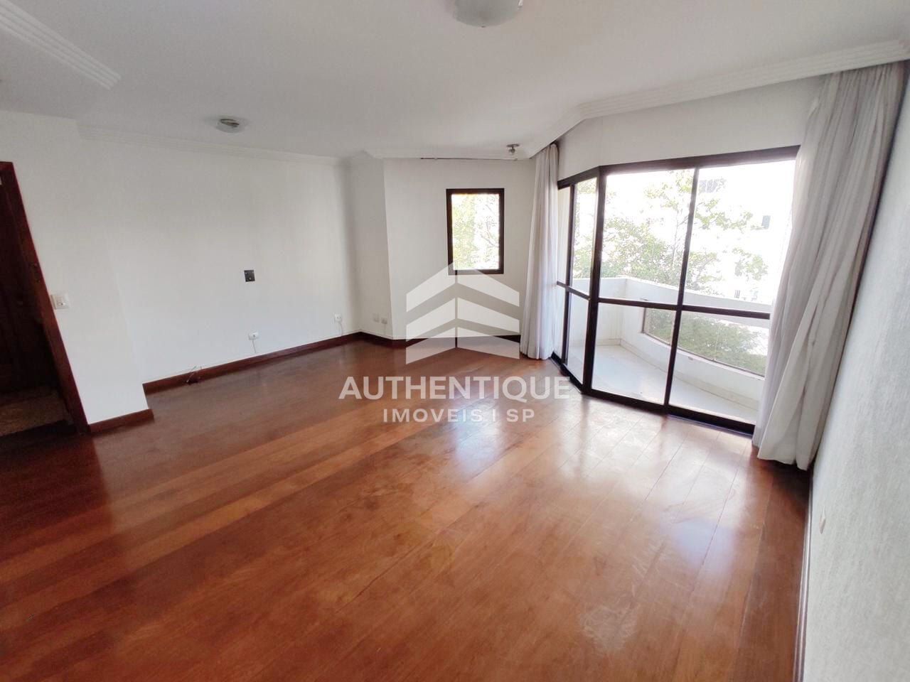 Apartamento, 3 quartos, 100 m² - Foto 2