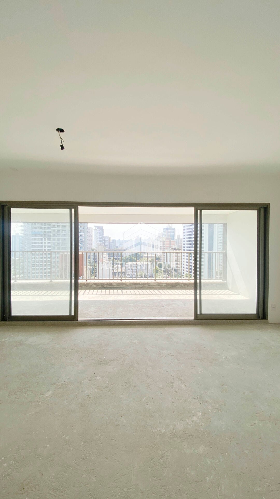 Apartamento, 3 quartos, 159 m² - Foto 2