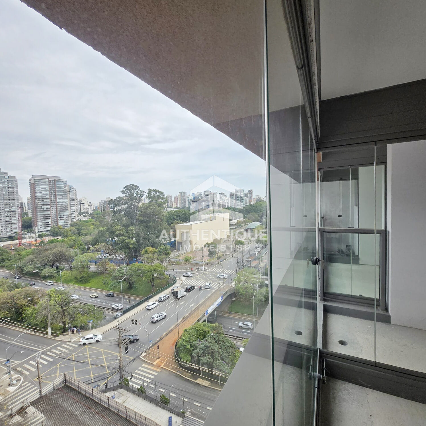Apartamento, 3 quartos, 151 m² - Foto 2