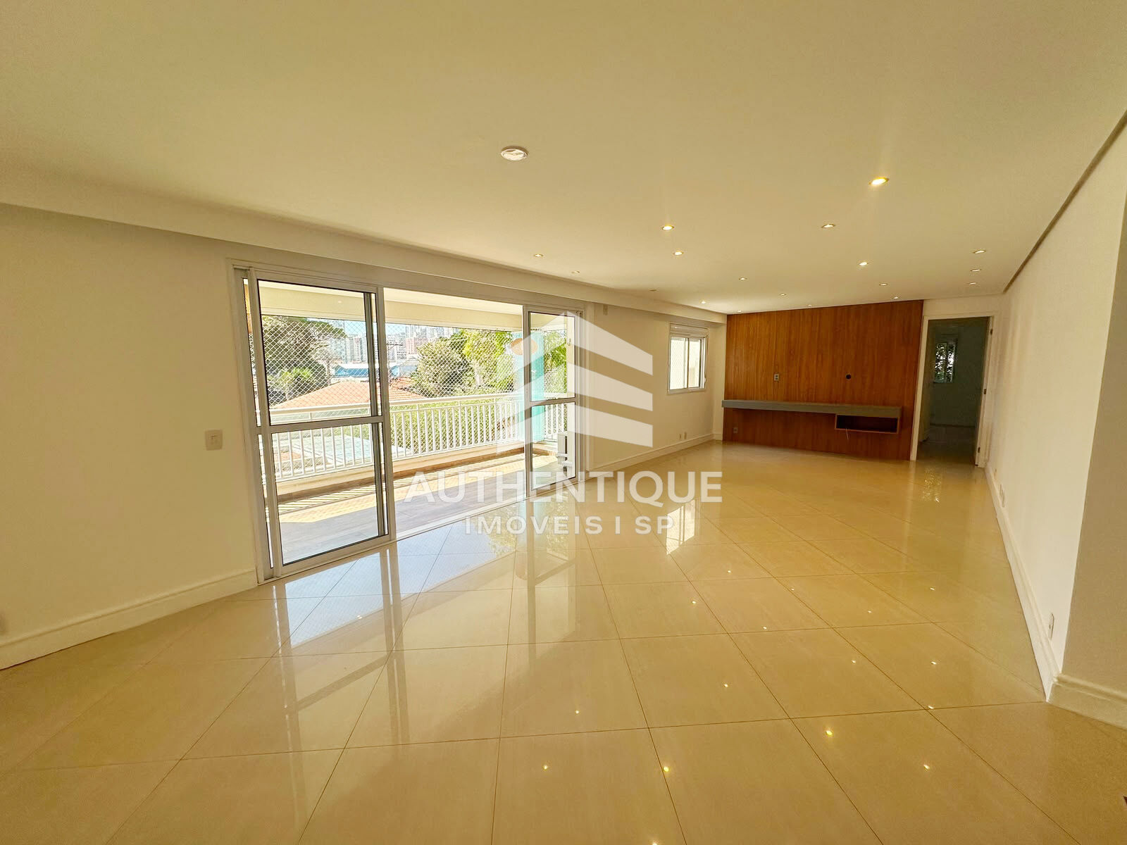 Apartamento, 3 quartos, 143 m² - Foto 2