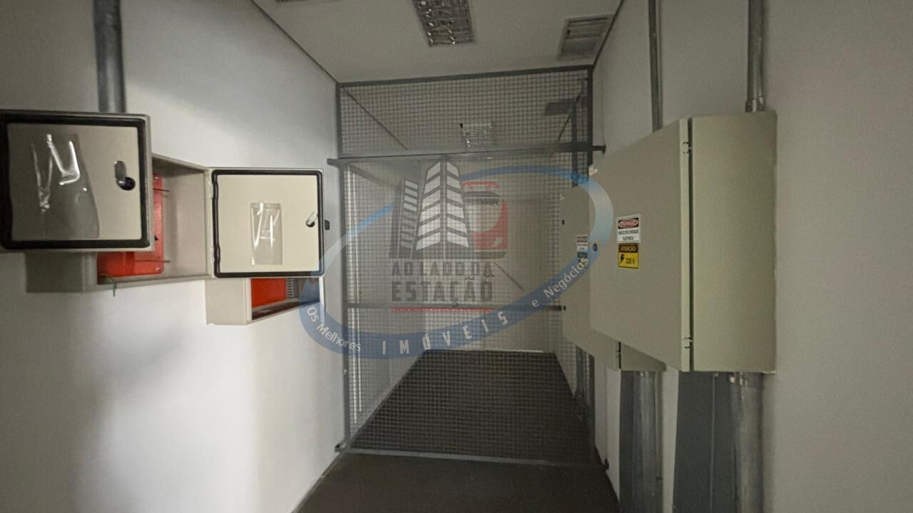 Loja-Salão, 1080 m² - Foto 17