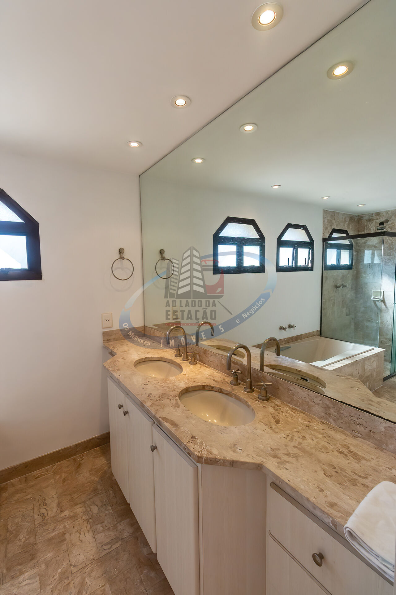 Apartamento, 3 quartos, 240 m² - Foto 31