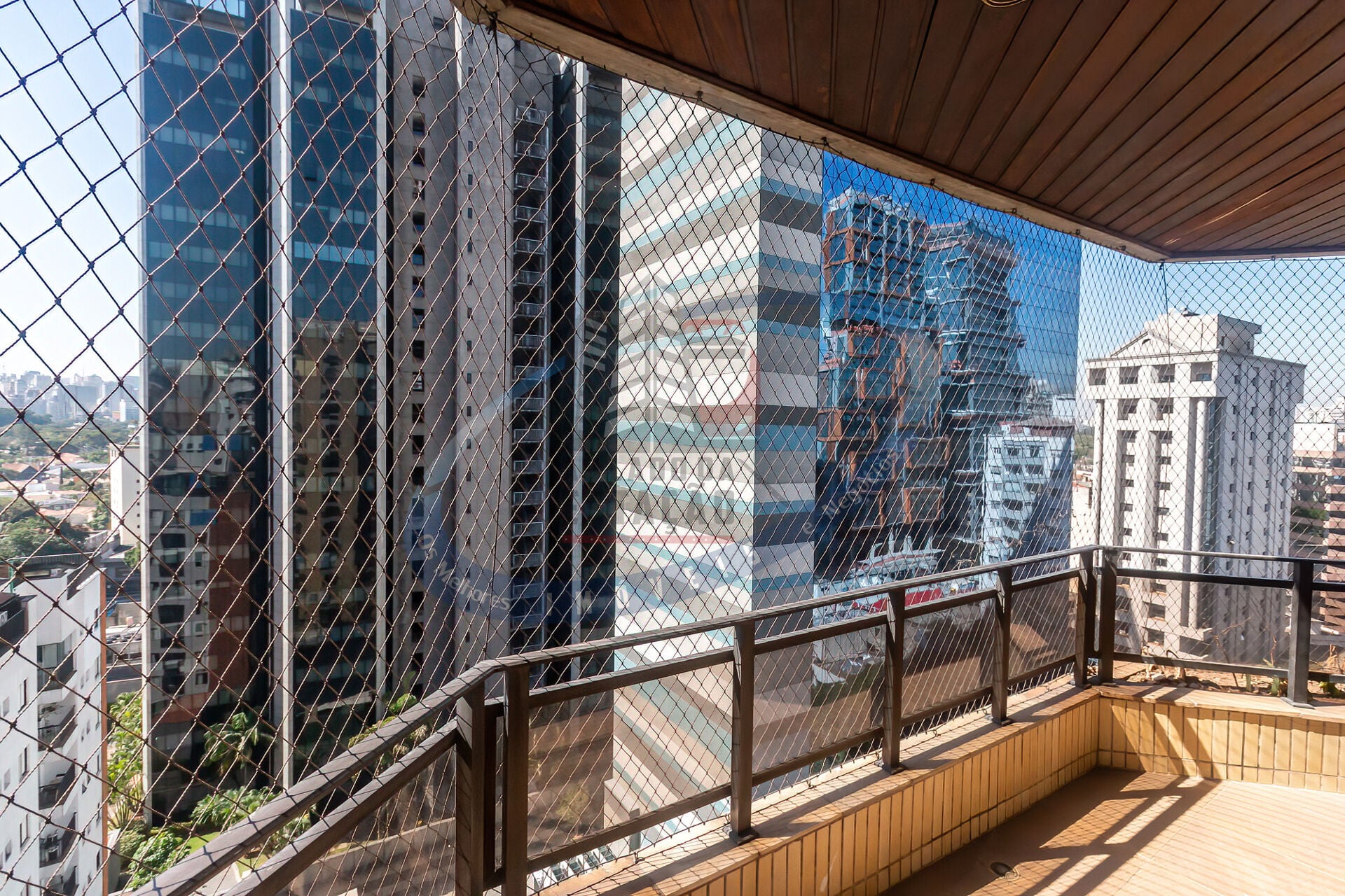 Apartamento, 3 quartos, 240 m² - Foto 4