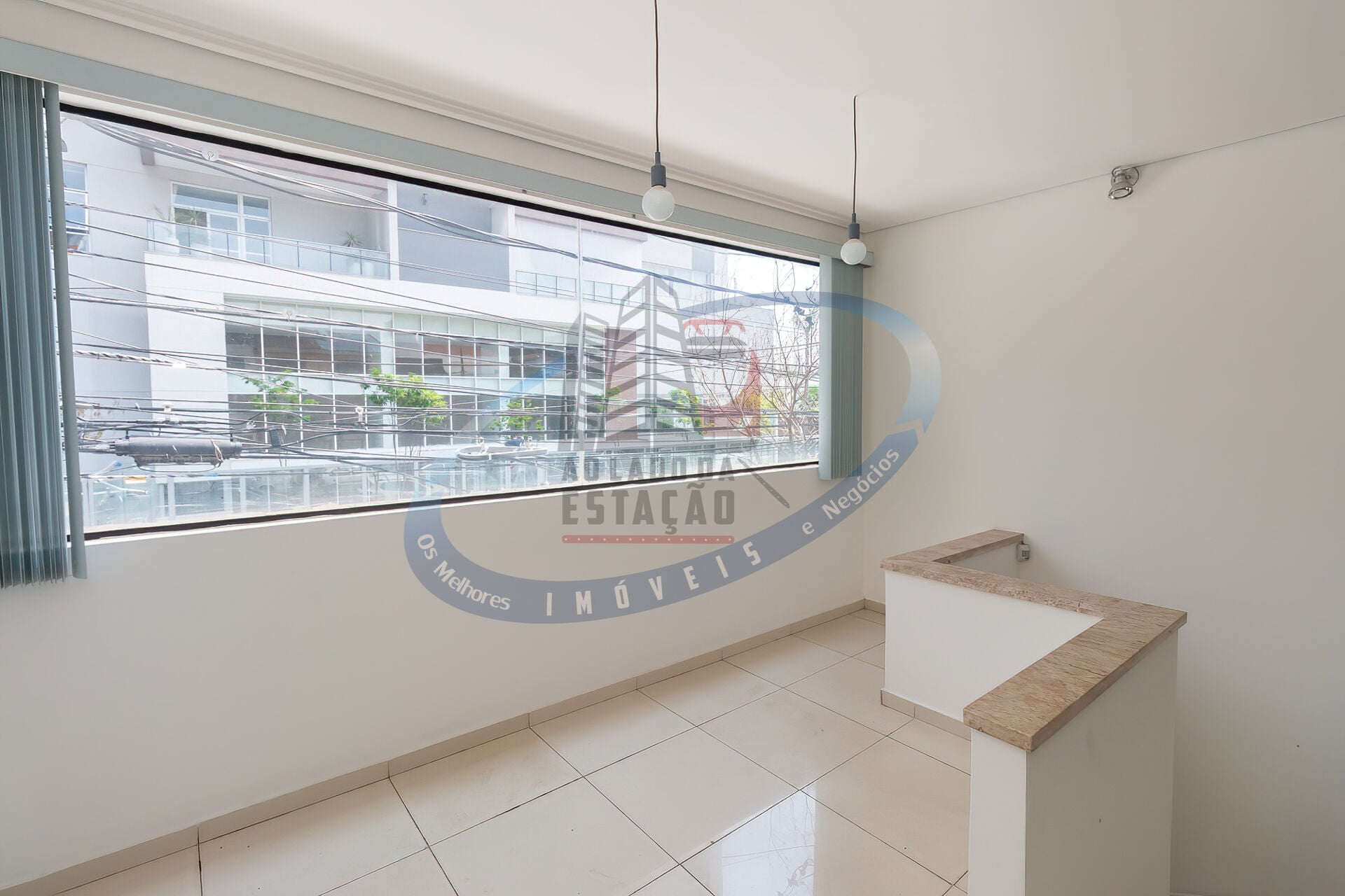 Casa, 4 quartos, 180 m² - Foto 1
