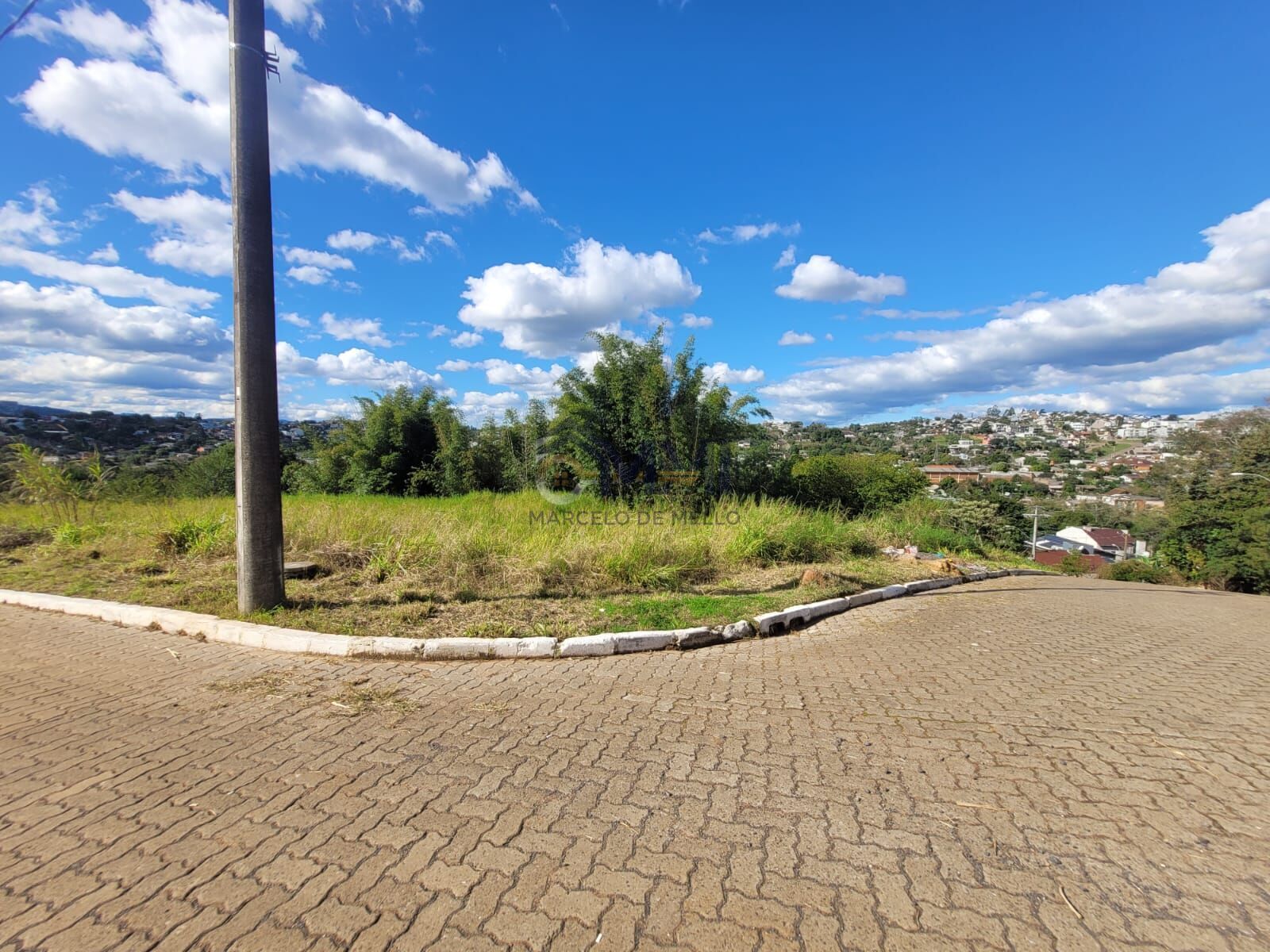 Terreno, 300 m² - Foto 1