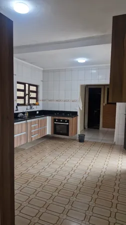 Casa com 3 quartos, 252 m², à venda no Maracanã, Praia Grande
