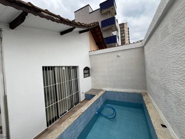 Casa com 2 quartos, 85 m², à venda no Tupi, Praia Grande