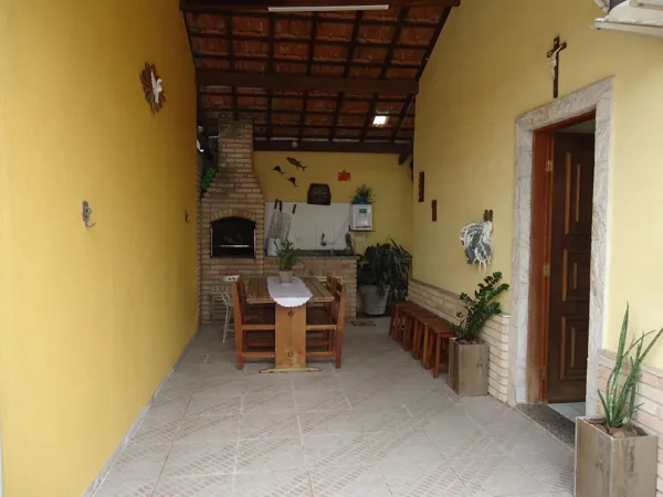Casa com 2 quartos, 168 m², de frente para o mar, à venda no Caiçara, Praia Grande