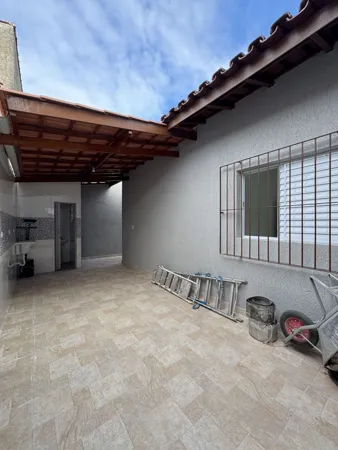 Casa com 2 quartos, 72 m², à venda no Boqueirão, Praia Grande