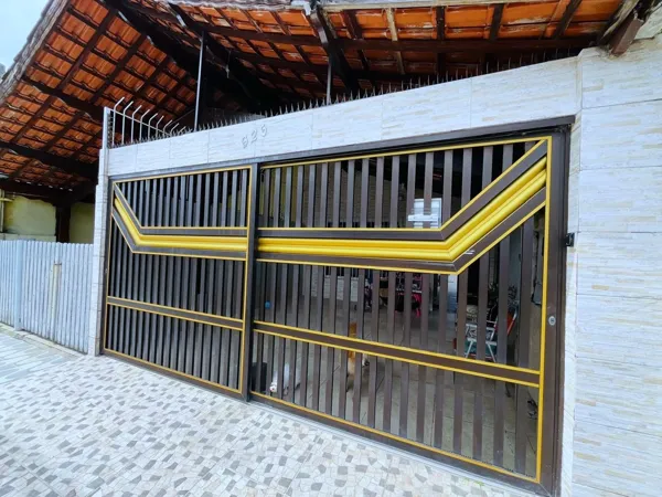 Casa com 2 quartos, 139 m², à venda no Caiçara, Praia Grande