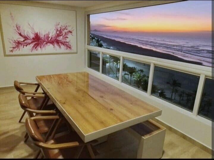 Pôr do sol visto da sala