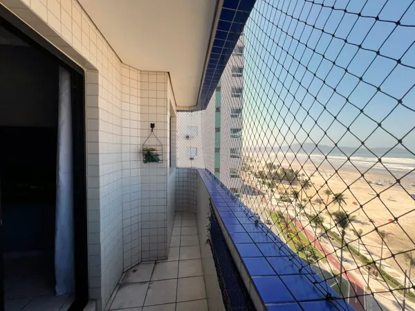 Apartamento com 2 quartos, 72 m², de frente para o mar, à venda na Guilhermina, Praia Grande