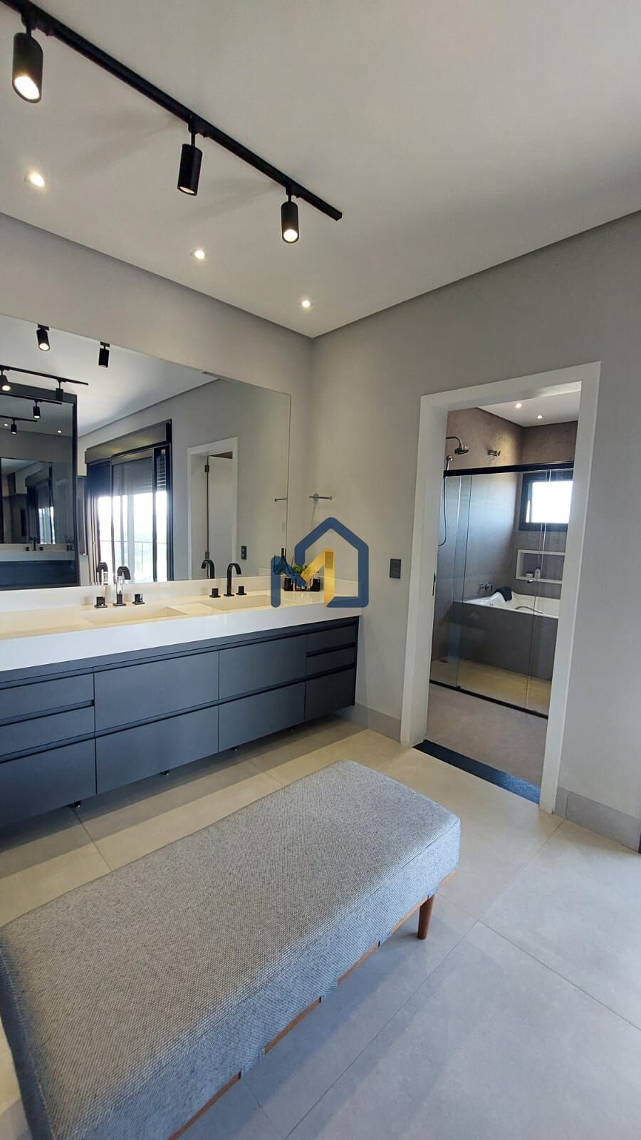 Casa, 4 quartos, 325 m² - Foto 17