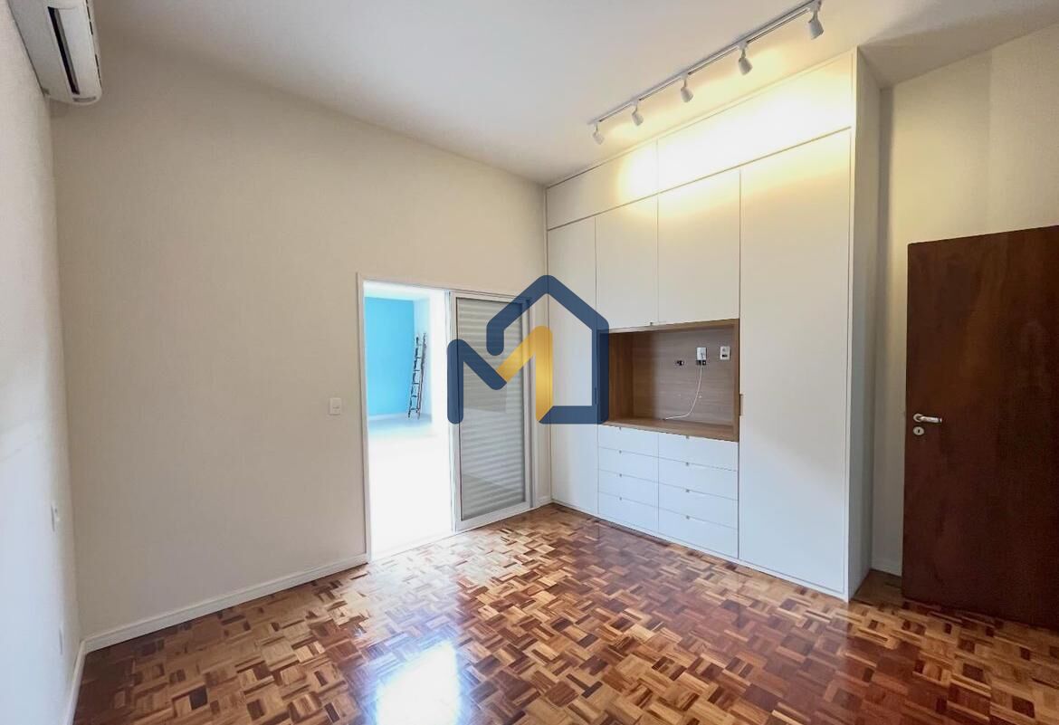 Casa, 5 quartos, 220 m² - Foto 4
