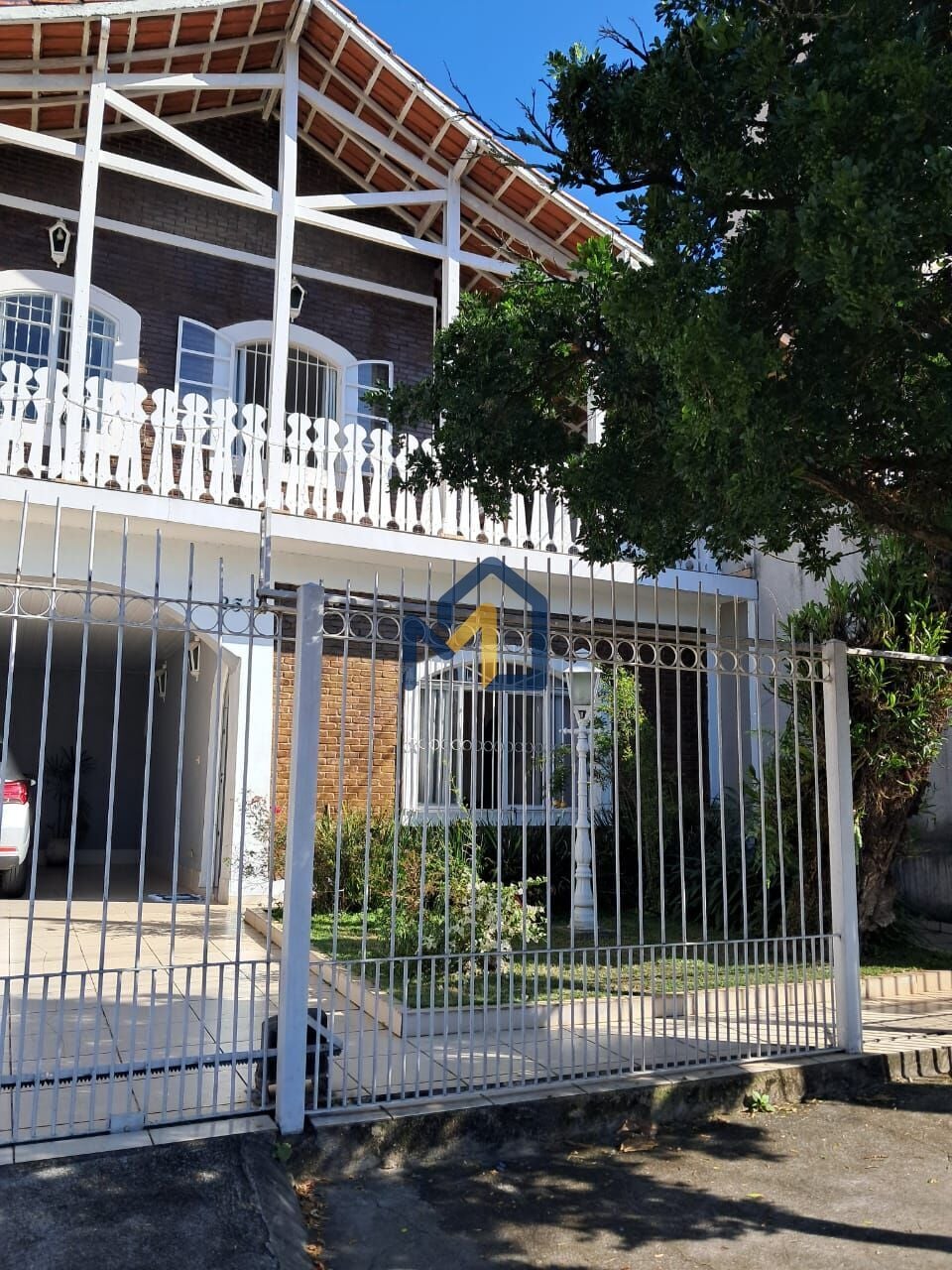 Casa, 3 quartos, 250 m² - Foto 1