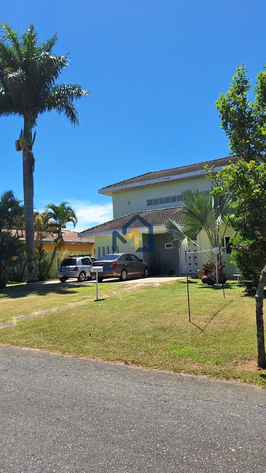 Casa, 4 quartos, 203 m² - Foto 1