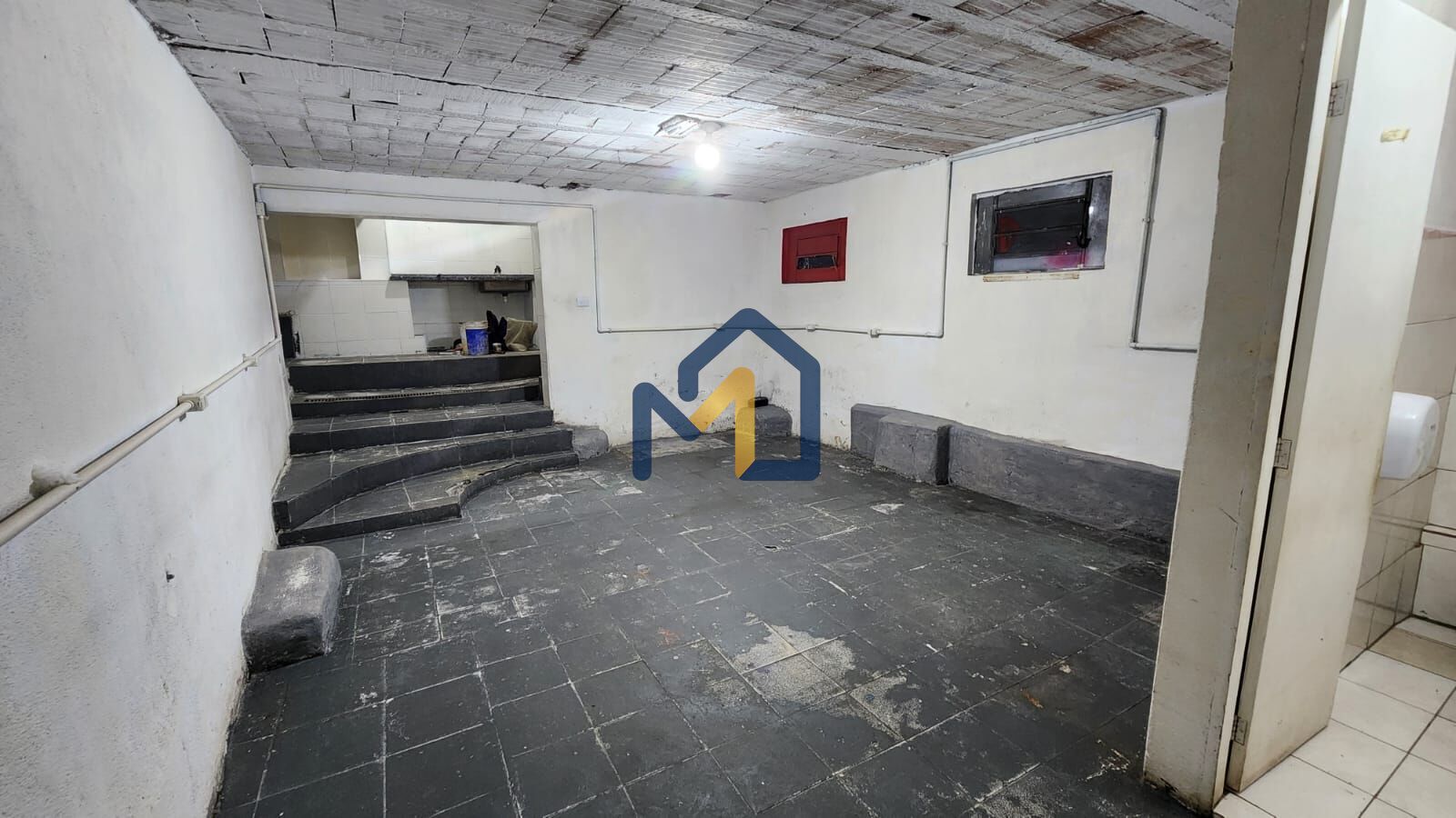 Loja-Salão, 160 m² - Foto 1