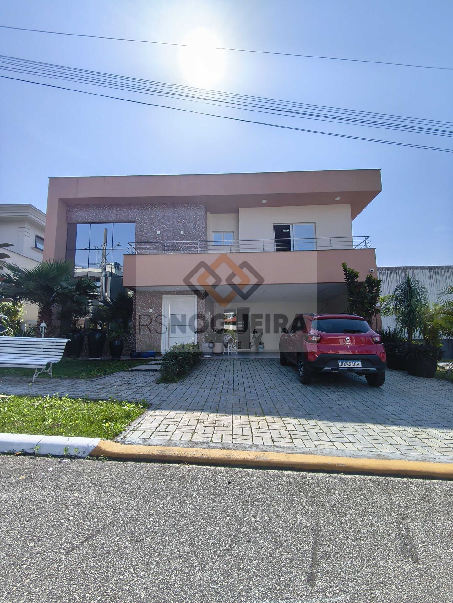 Casa, 4 quartos, 360 m² - Foto 1