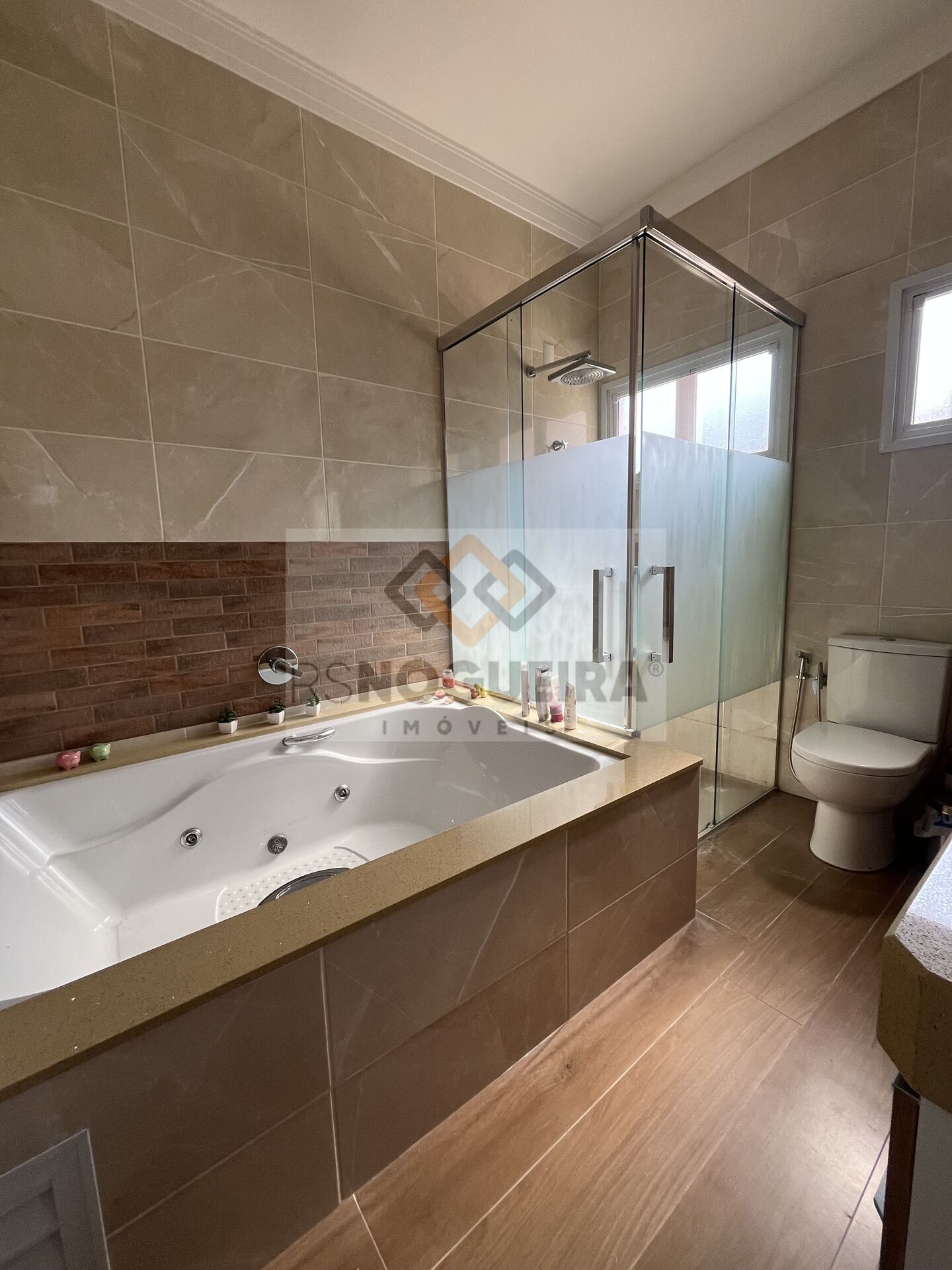 Casa, 4 quartos, 360 m² - Foto 25
