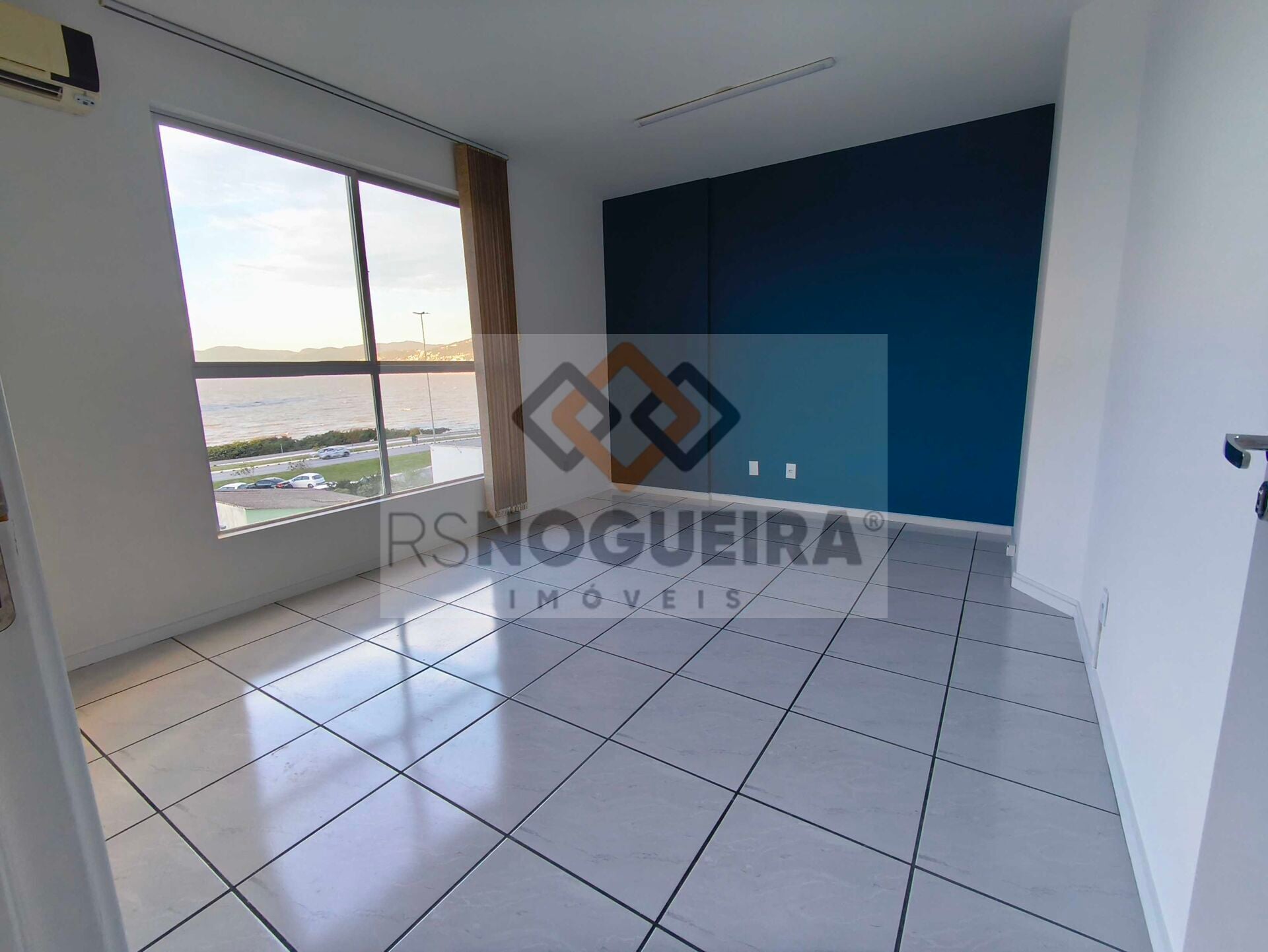 Sala-Conjunto - Foto 1