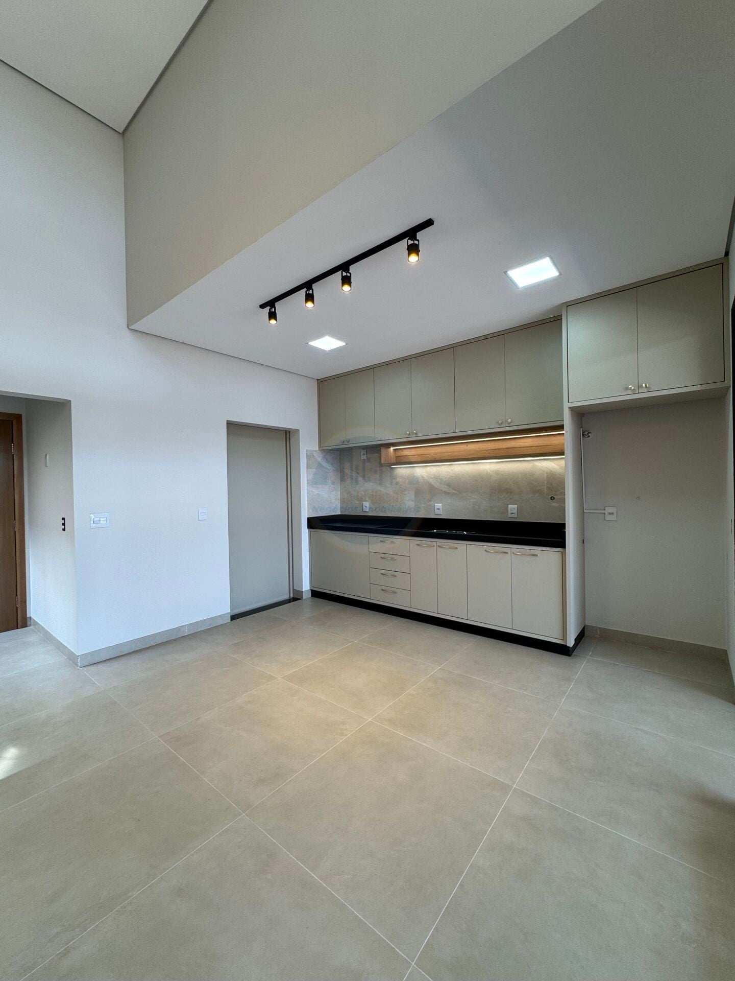 Casa no Jardim dos Estados, foto 4 de 21