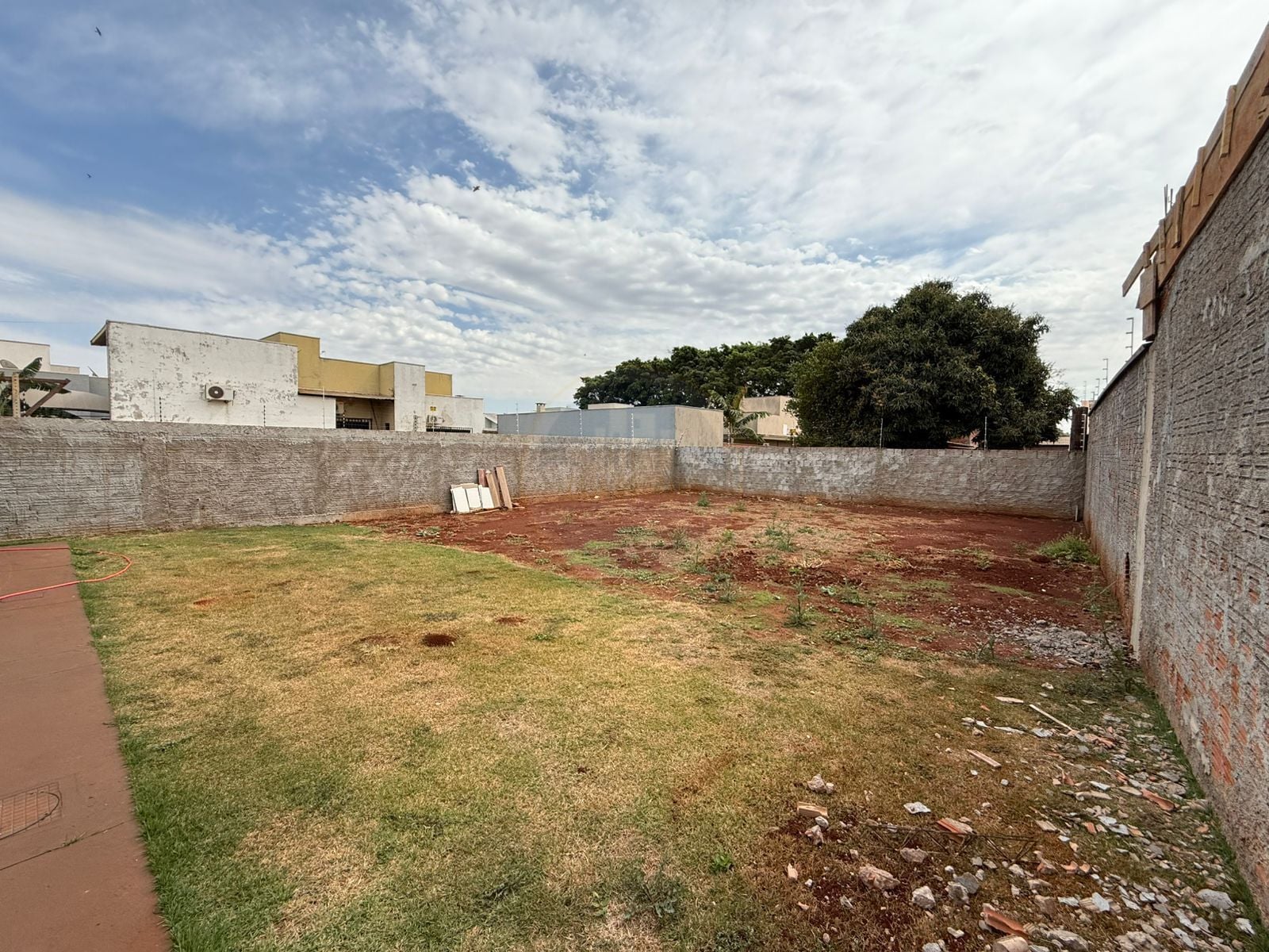 Casa no Conjunto Residencial Monte Carlo, foto 9 de 16