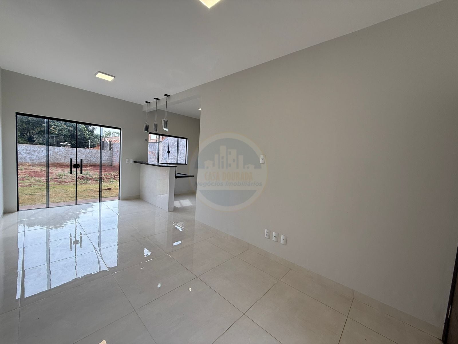 Casa no Conjunto Residencial Monte Carlo, foto 6 de 16
