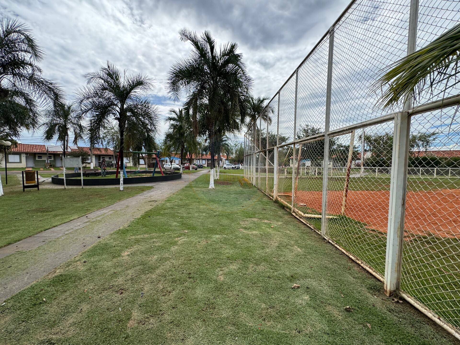 Casa no Jardim Novo Horizonte, foto 19 de 27