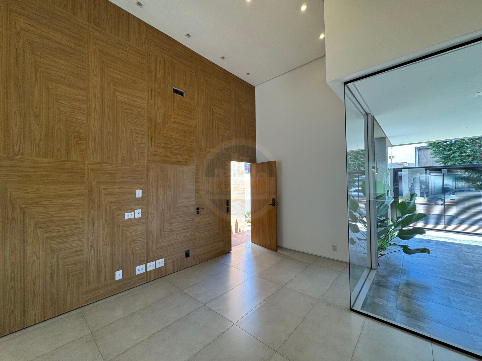Casa no Parque Alvorada, foto 15 de 35