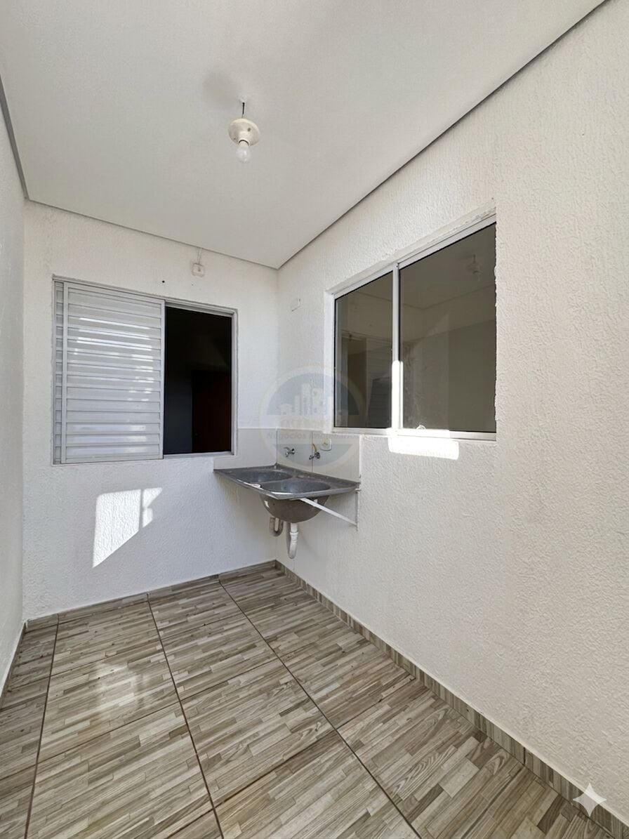 Casa no Jardim Novo Horizonte, foto 9 de 28