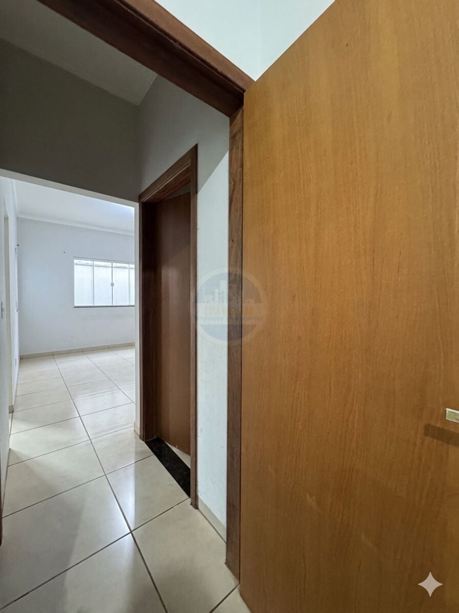 Casa no Conjunto Residencial Monte Carlo, foto 6 de 11