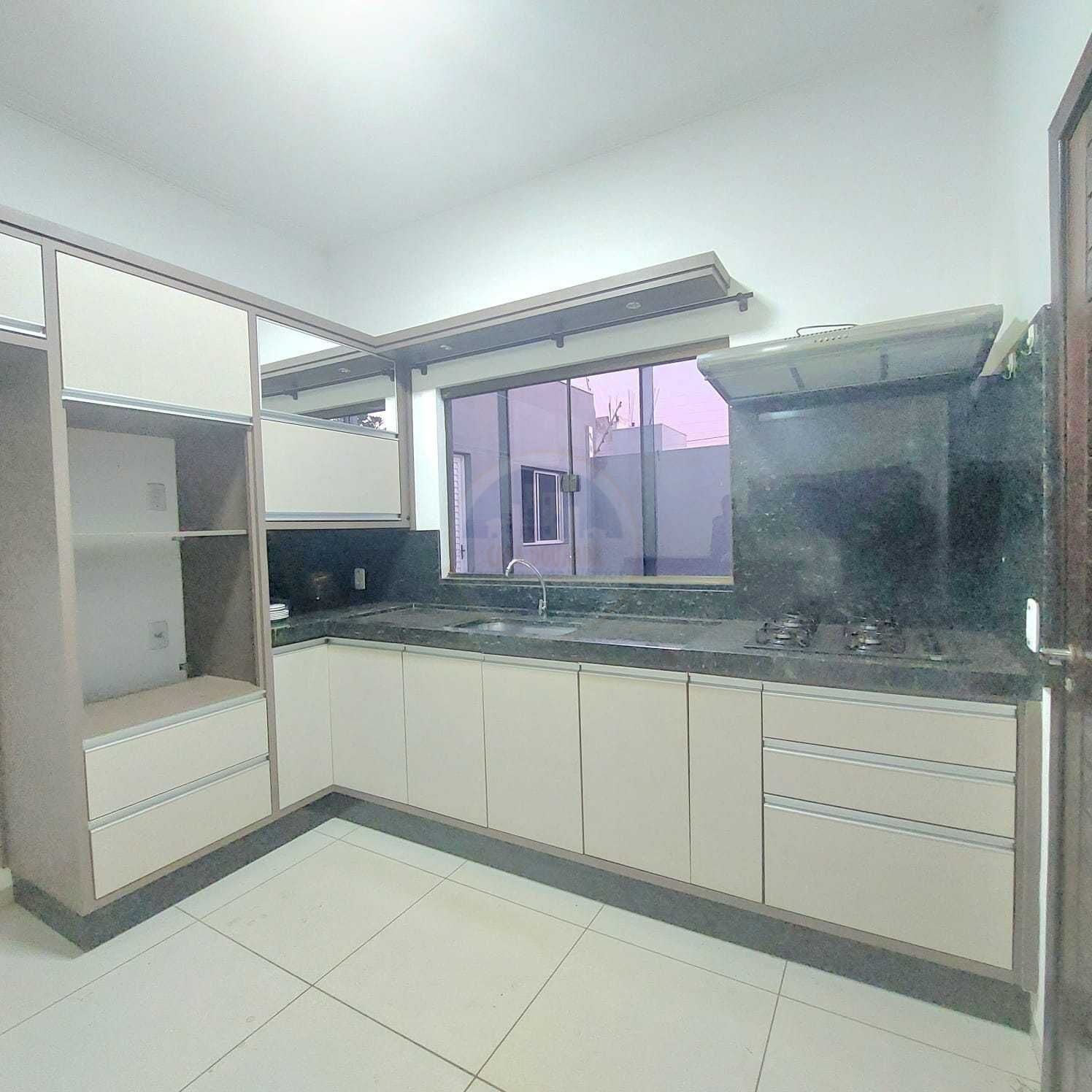 Casa em Vival dos Ipês, foto 1 de 15