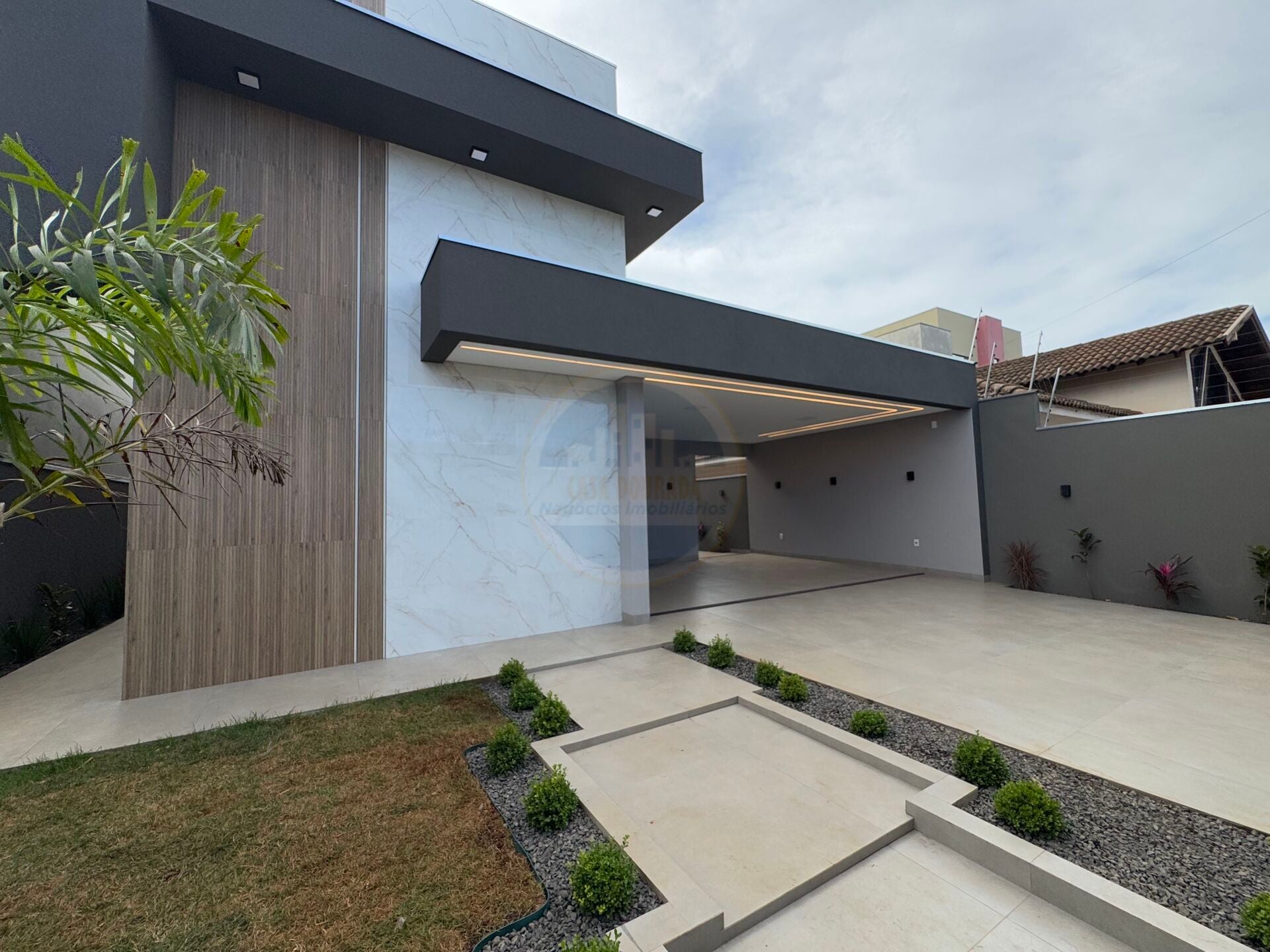 Casa no Parque Alvorada, foto 1 de 30