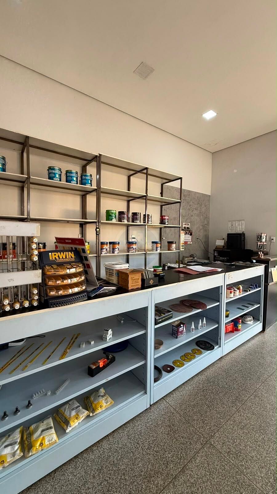 Comercial no Jardim João Paulo II, foto 4 de 15