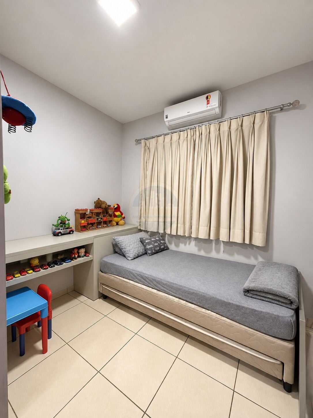 Casa em Altos do Indaiá, foto 8 de 29