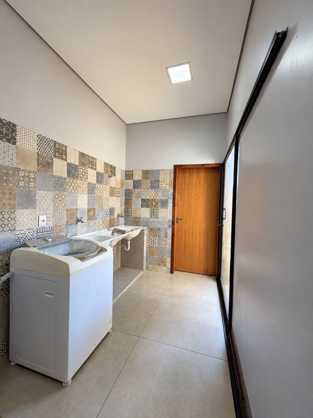 Casa em Altos do Indaiá, foto 16 de 29
