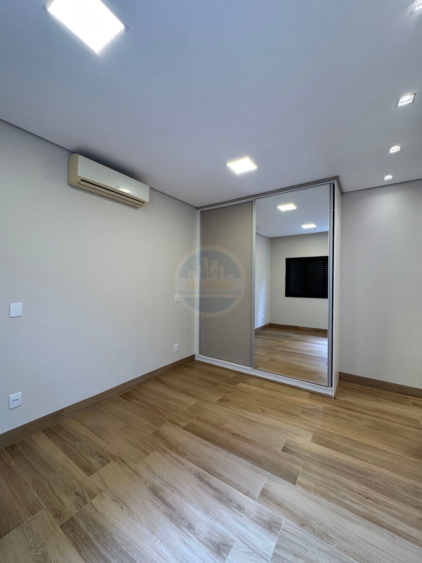 Casa em Ecoville, foto 15 de 27