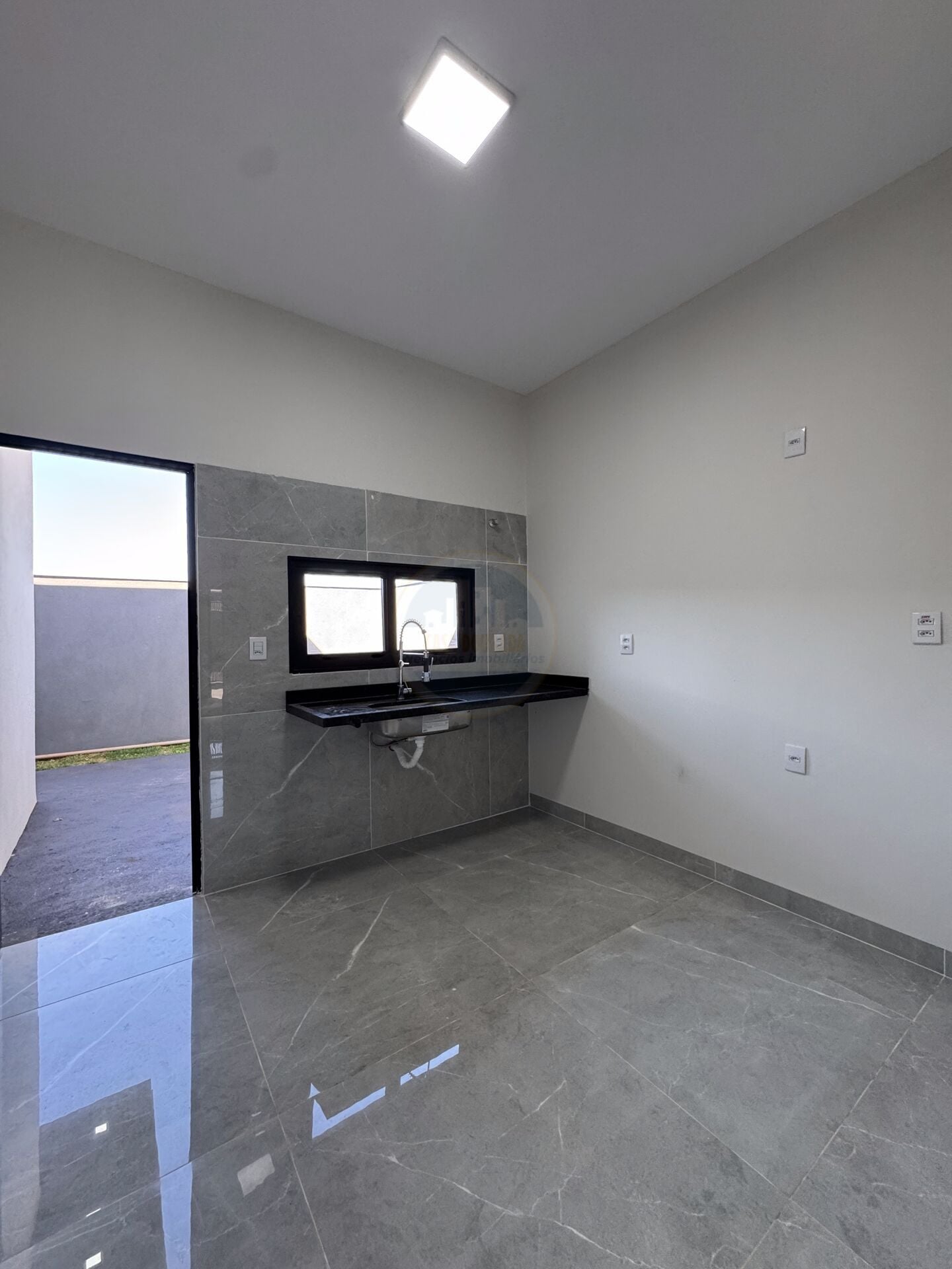 Casa em Flor de Maio, foto 6 de 16
