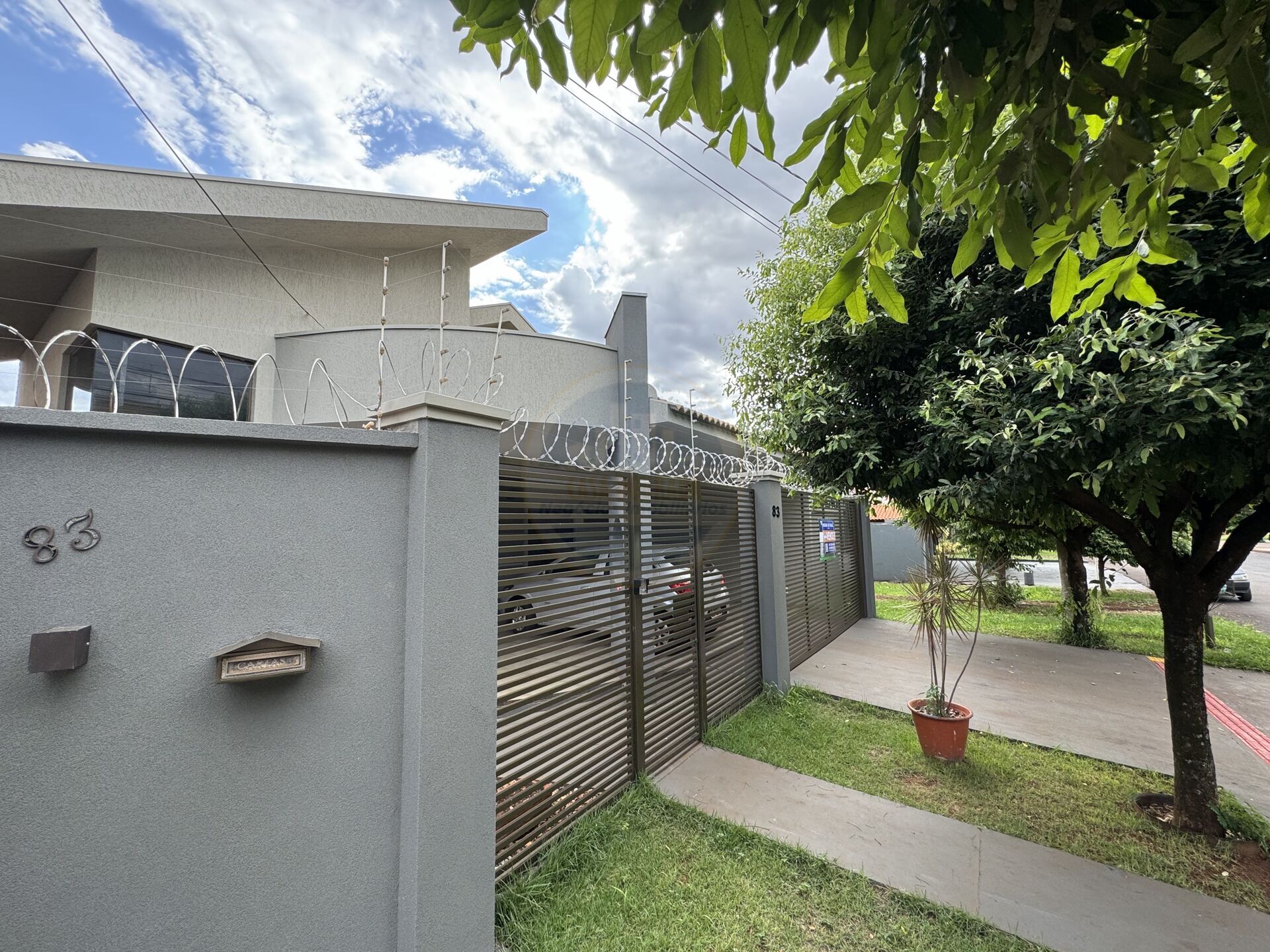 Casa no Parque Alvorada, foto 2 de 39